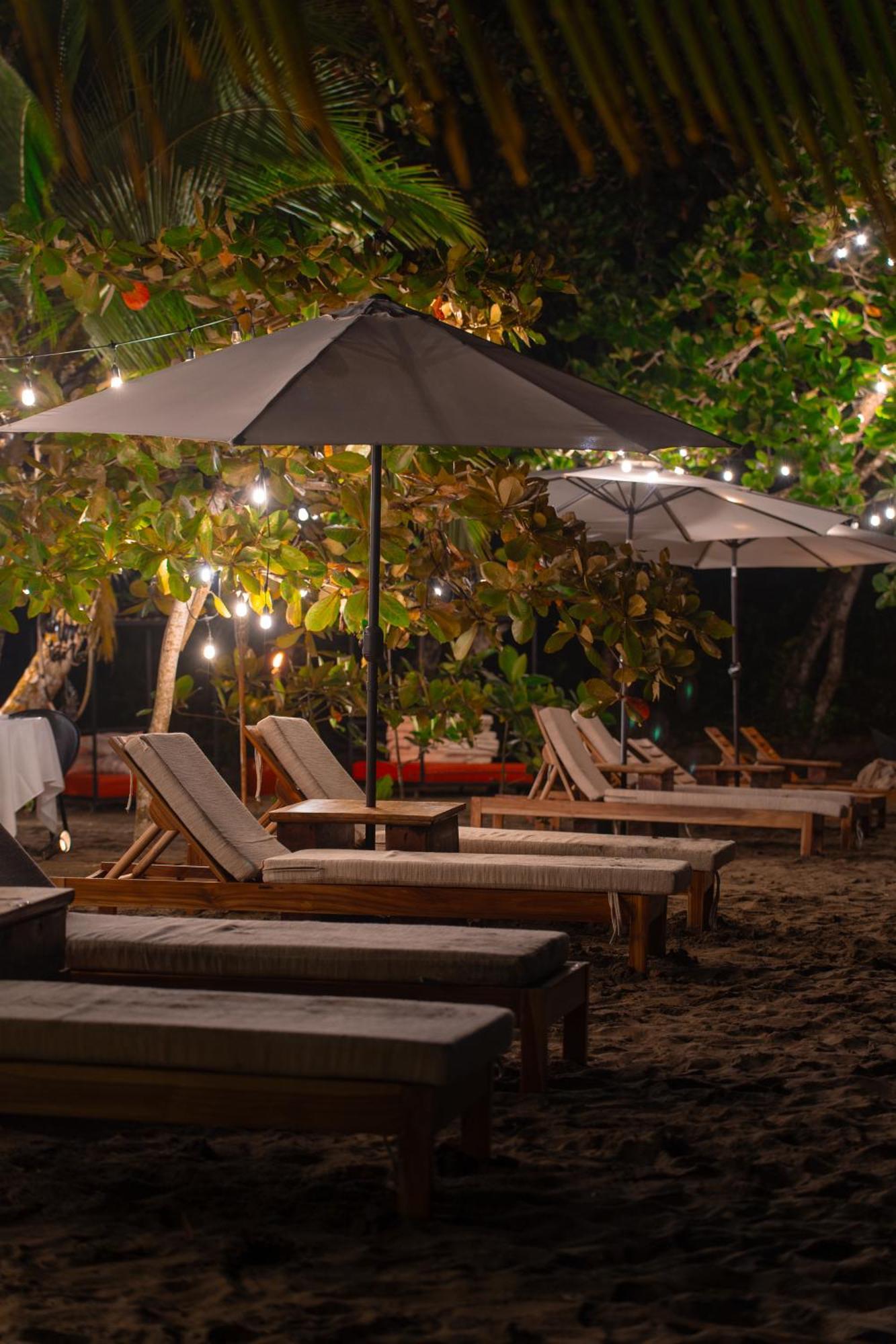 Awa Beach Hotel Puerto Viejo de Talamanca Exteriör bild