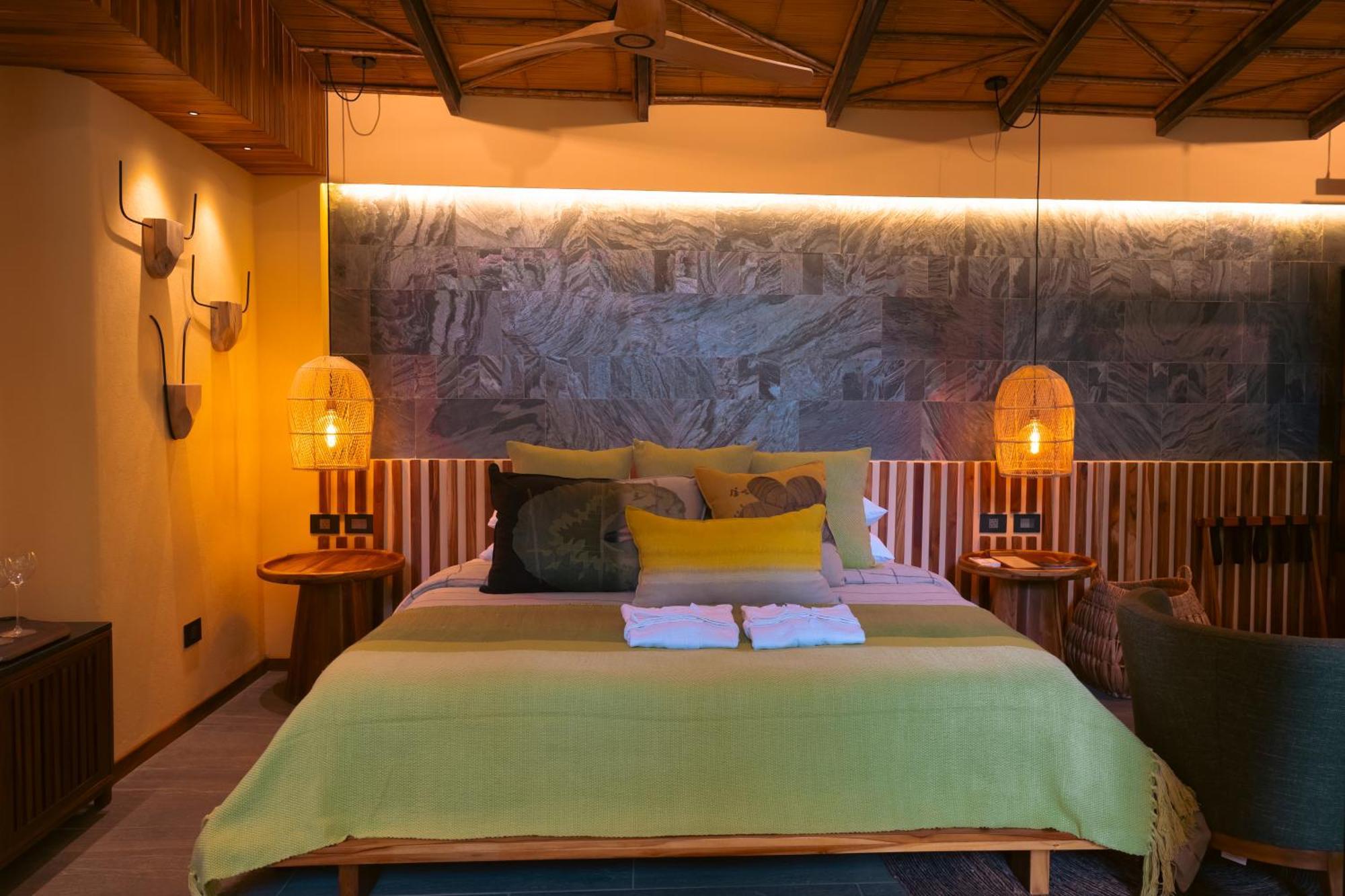 Awa Beach Hotel Puerto Viejo de Talamanca Exteriör bild